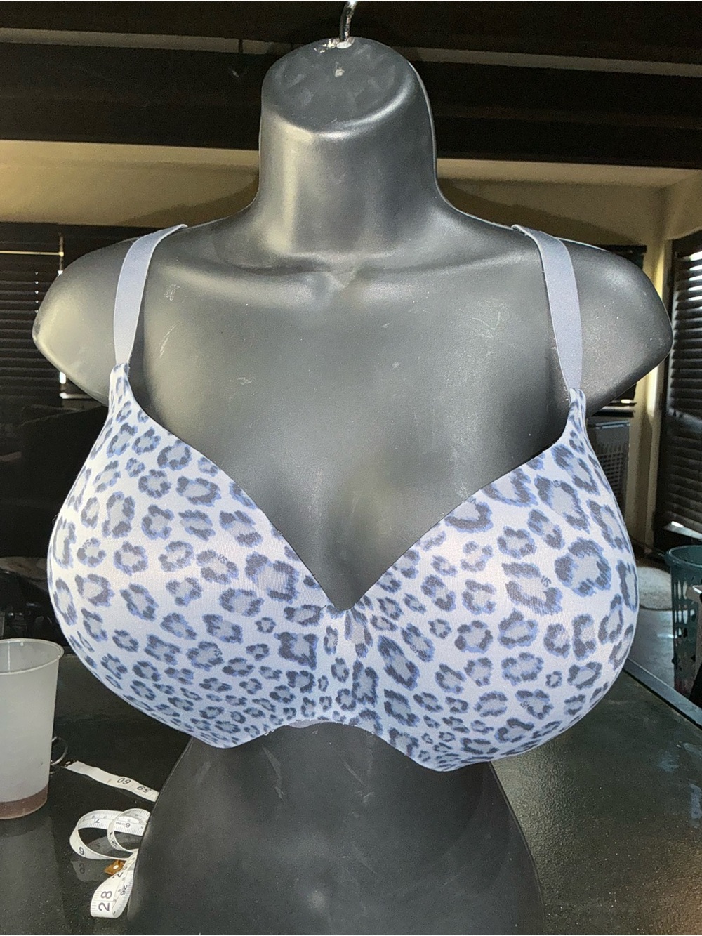 🐆Victoria's Secret Incredible Perfect Coverage Bra - 40DDD Blue Gary Leopard